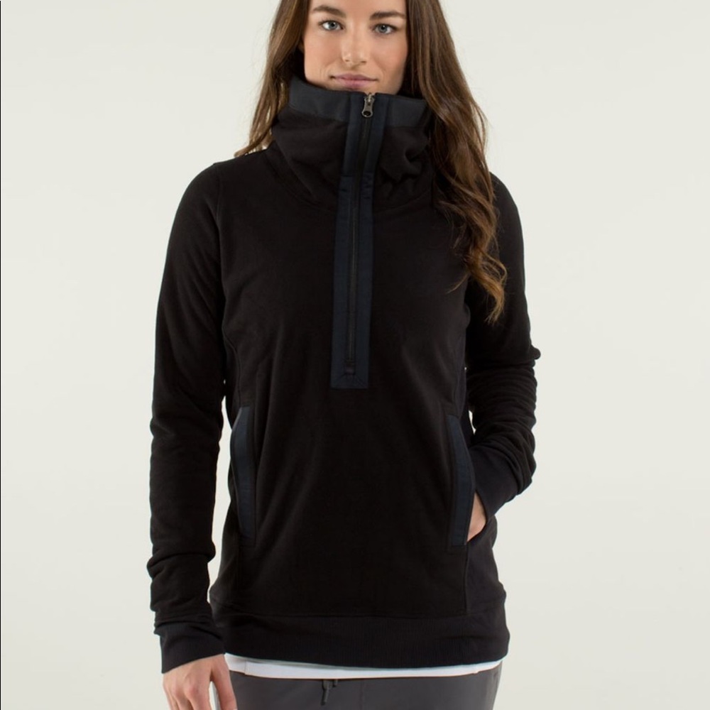 Lulu Lemon Chaturanga pullover